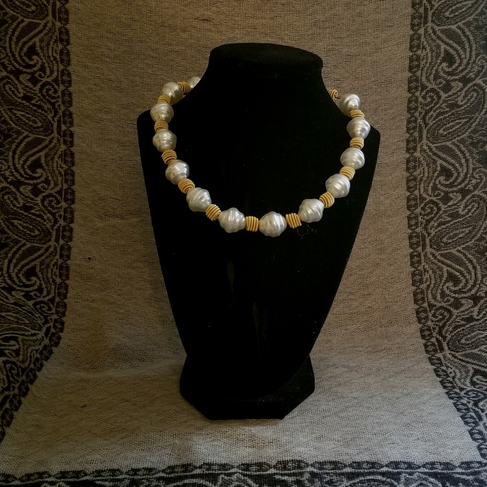 Anne Klein knotted gold and pearl necklace